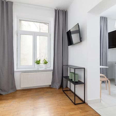 Studio Apartment With Ac - Dluga 65 Cracovie Extérieur photo