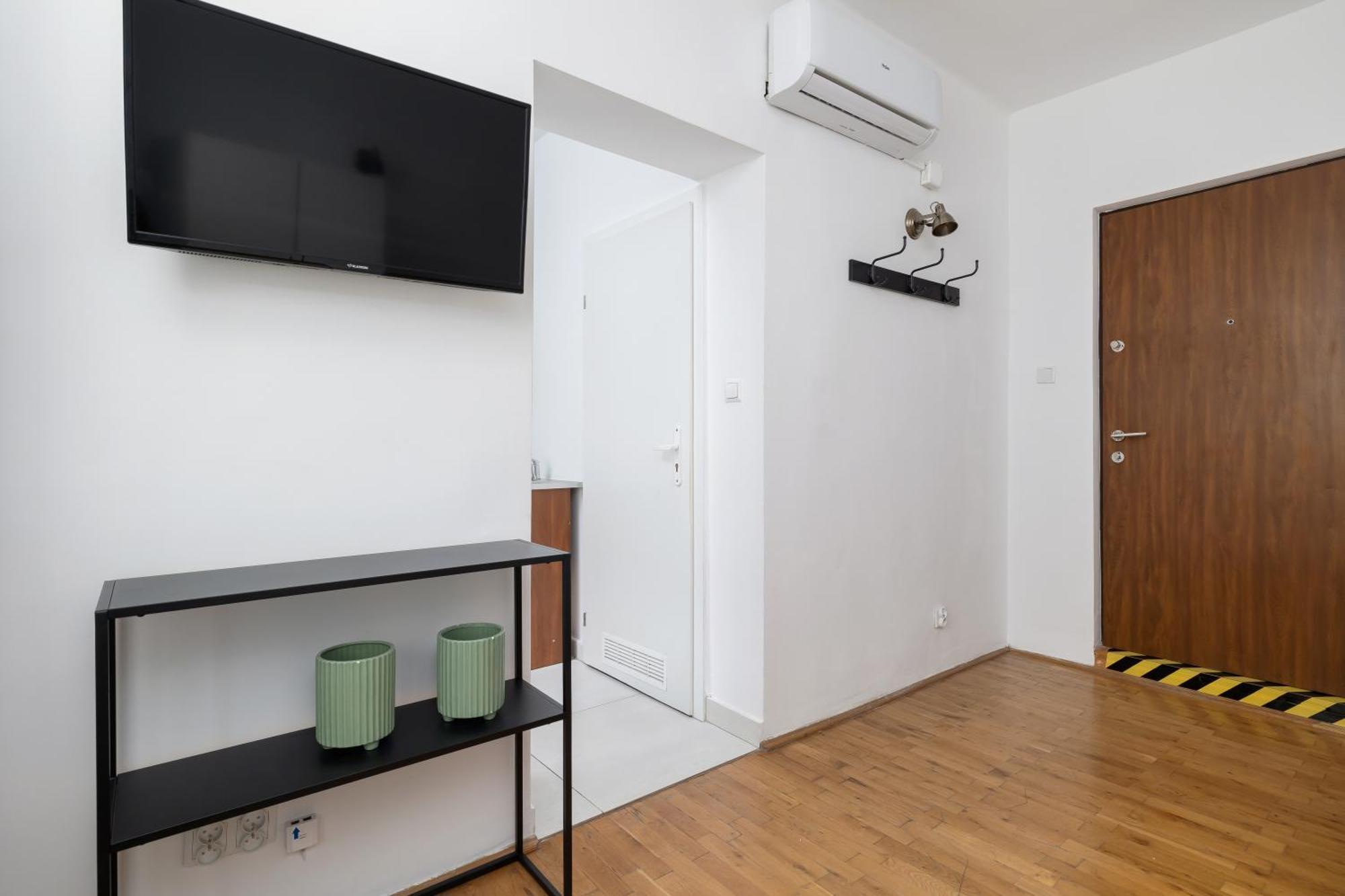Studio Apartment With Ac - Dluga 65 Cracovie Extérieur photo