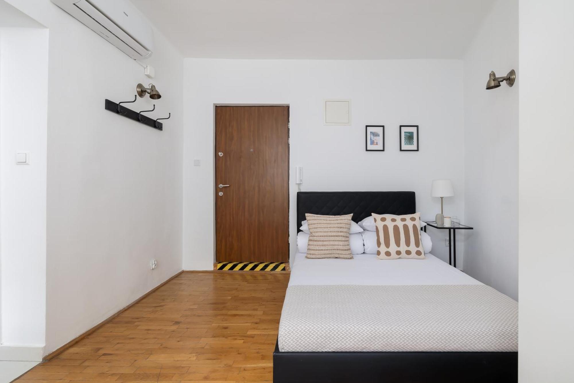 Studio Apartment With Ac - Dluga 65 Cracovie Extérieur photo